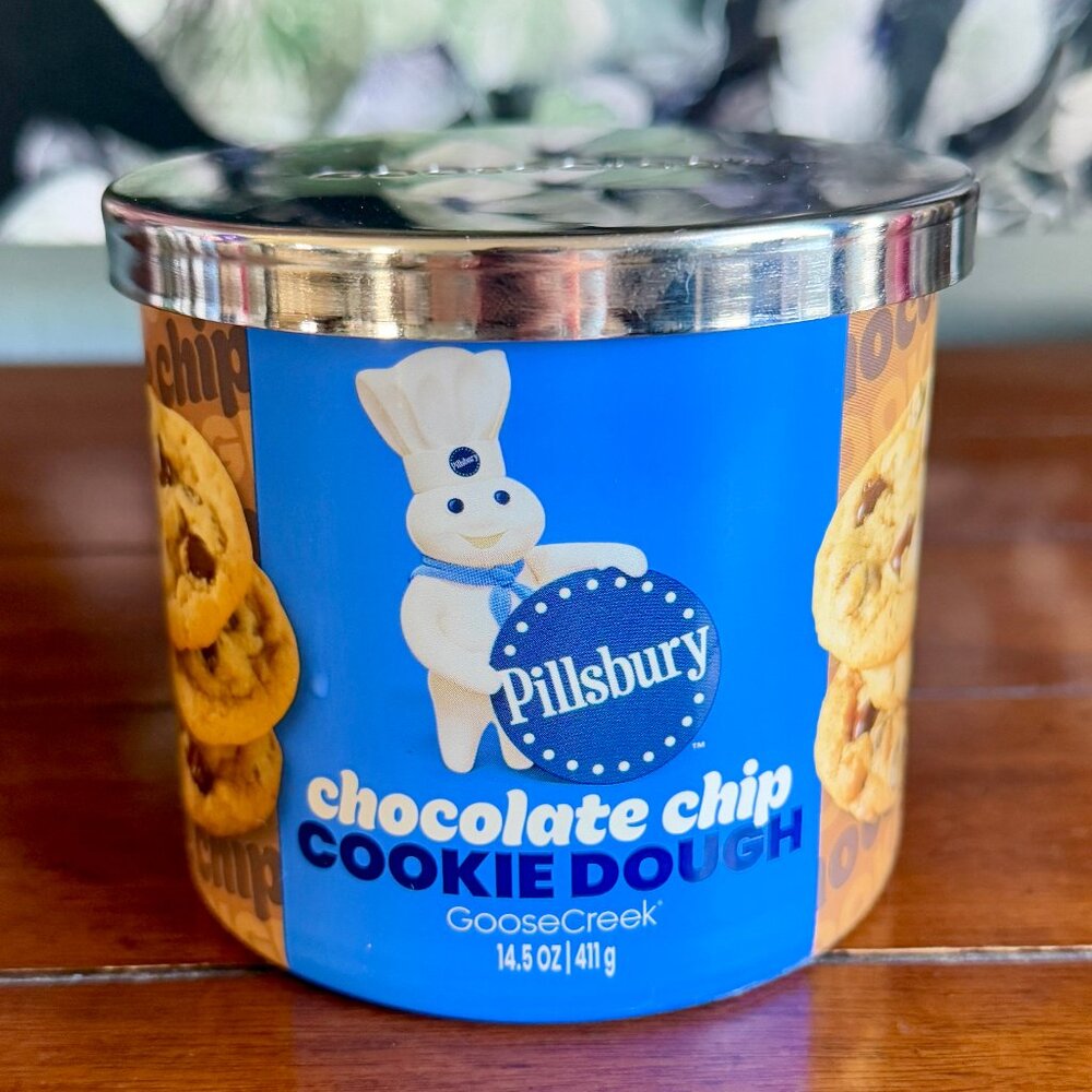 NEW Pillsbury Chocolate Chip Cookie Dough 3-Wick Candle Goose Creek